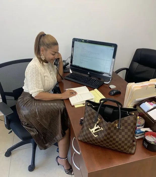 Nadia Santos, GNJ Realty Group Picture 8