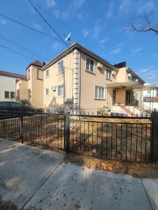 Acshan Realty Picture 7