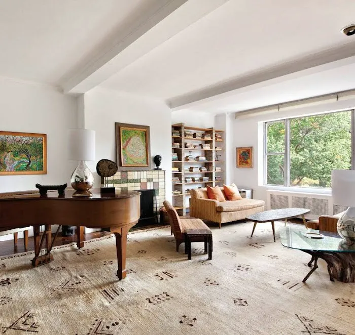 Halstead Property Picture 7