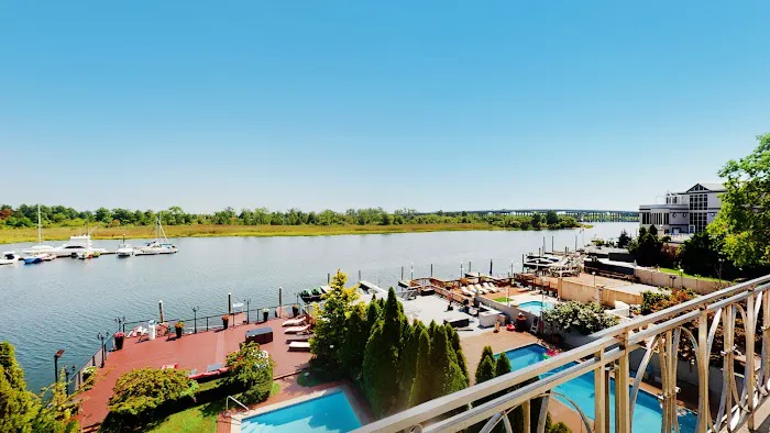 Silver Key Realty Picture 6