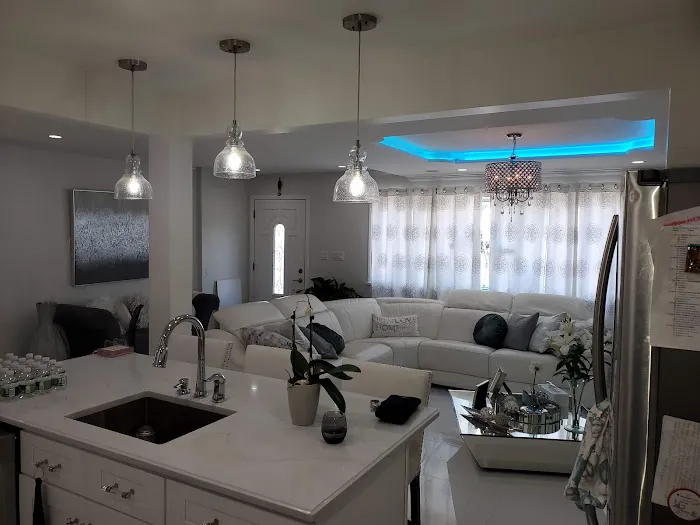 LAUGHTON REALTY Picture 2