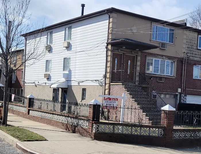 LAUGHTON REALTY Picture 7
