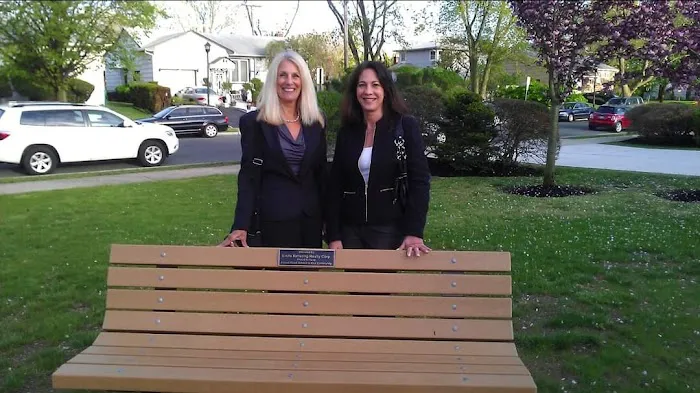 Linda Kettering Realty Corporation Picture 5