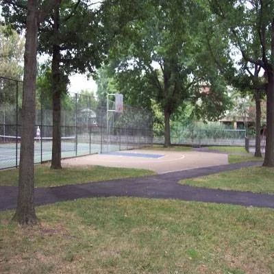 Linda Kettering Realty Corporation Picture 1