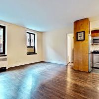 The Bizzarro Agency, New York Real Estate Agents ico