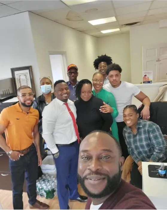 Malonium Realty Group Picture 2