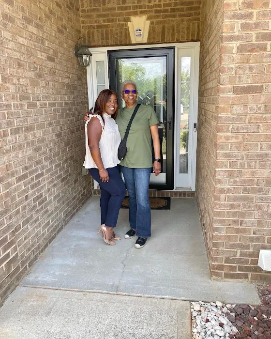 Aurora Real Estate Solutions Inc. Picture 7