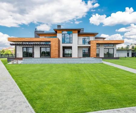 Yanli Zhang Real Estate Professionals eXp Realty