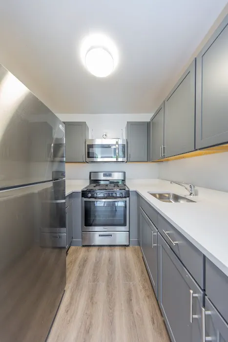 Harlen Apartments Picture 10