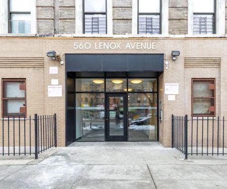 Harlen Apartments