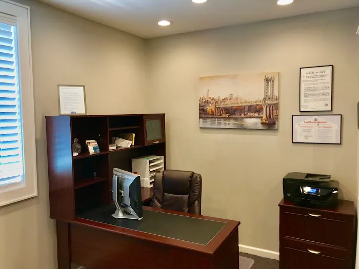 iLand Realty Picture 1