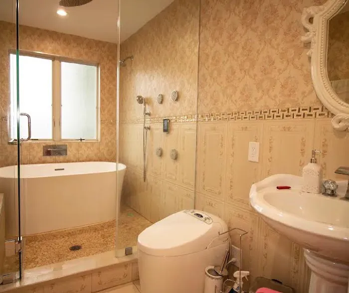 Hewlett Mansion Luxury Picture 8