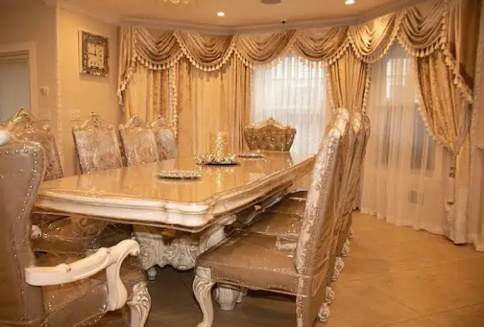 Hewlett Mansion Luxury Picture 6
