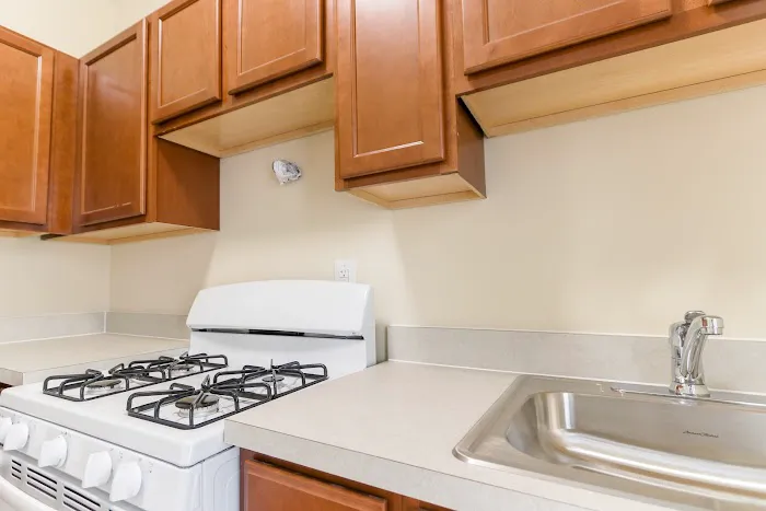 W. 135th Street Apartments Picture 9
