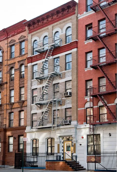 962 St. Nicholas Avenue Picture 1