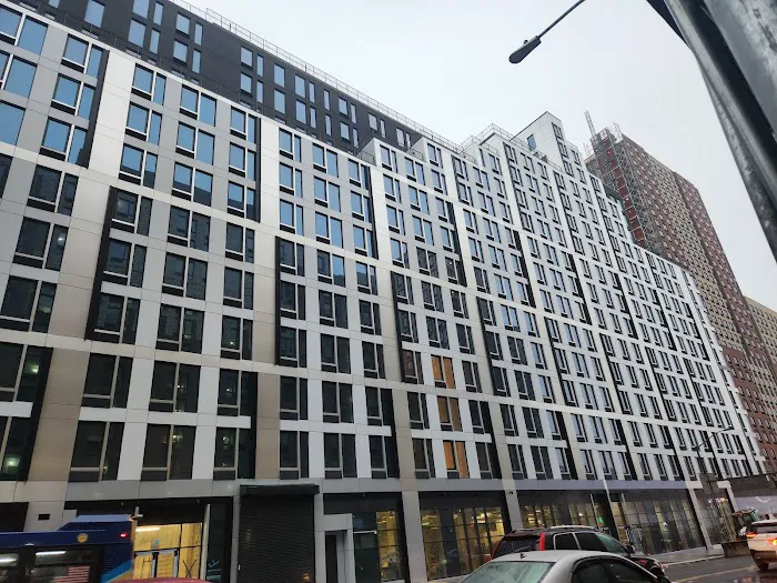 3880 Broadway Picture 1