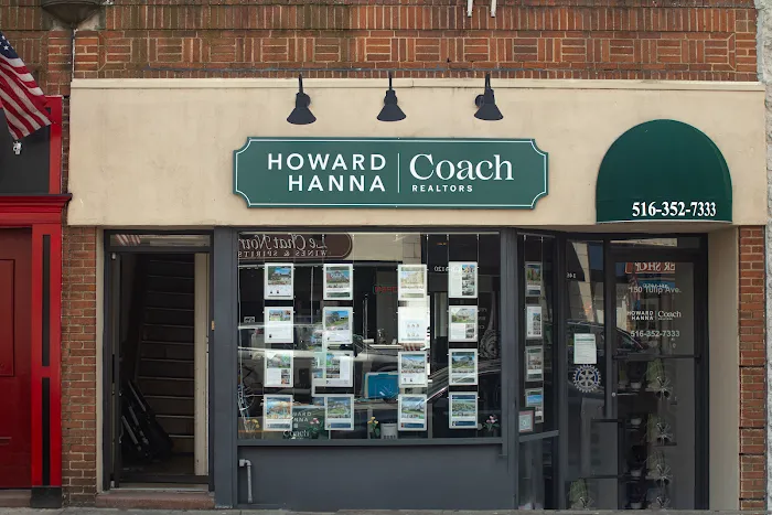 Howard Hanna | Coach Realtors - Floral Park Picture 1