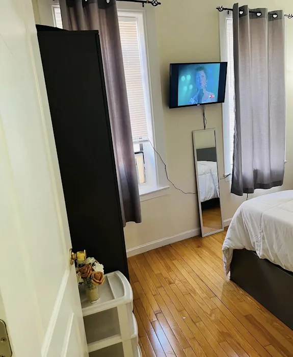 SORAYA ROOMS SE RENTAN CUARTOS BRONX NY Picture 5