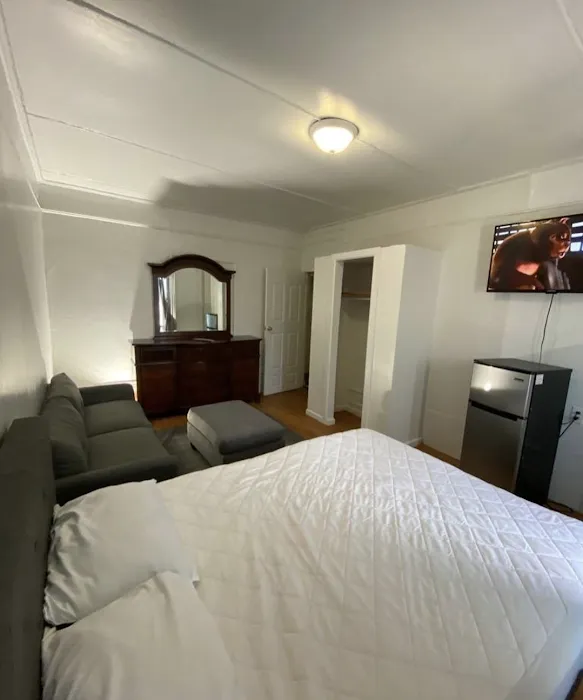 SORAYA ROOMS SE RENTAN CUARTOS BRONX NY Picture 7