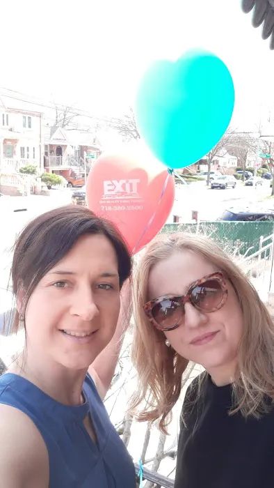 Viera Hercegova with Exit Realty Milestone Picture 10