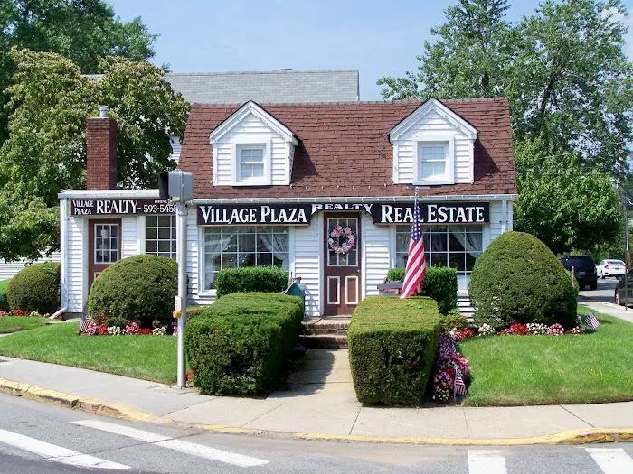 Village Plaza Realty Picture 2
