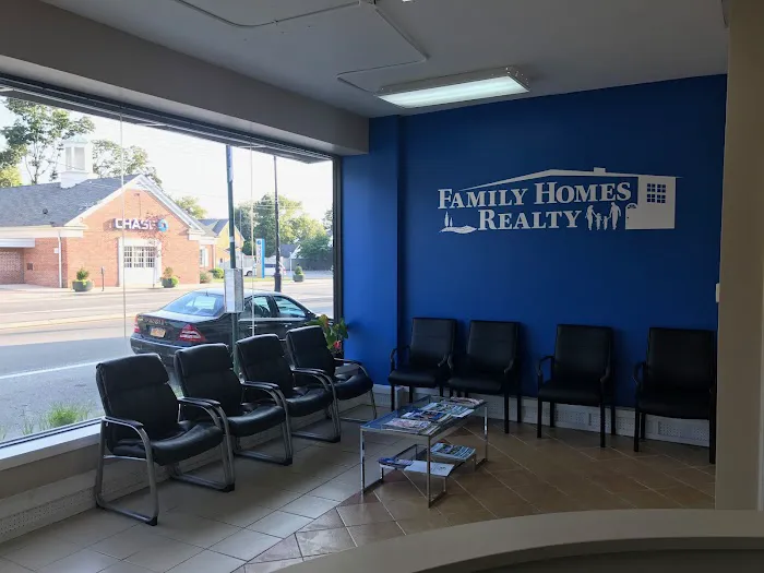 Family Homes Realty Group Picture 5