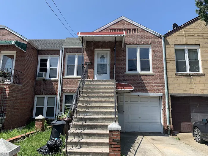 Cross Island Realty One Picture 5