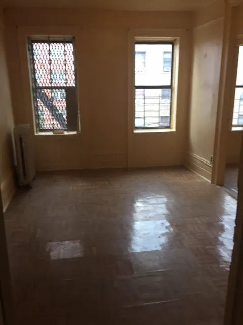Clara Bryant Real Estate Picture 2