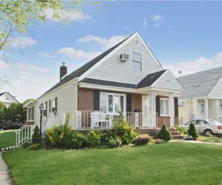 FIRST FLAG Realty Inc