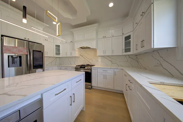 Fourth Avenue Real Estate Picture 6