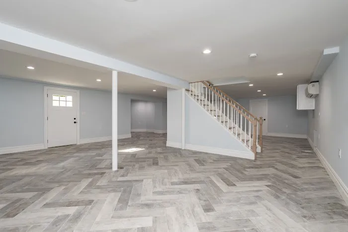 Fourth Avenue Real Estate Picture 7
