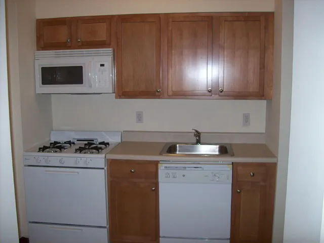 Fordham Housing Picture 5