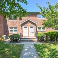 Maureen Folan Real Estate Group ico