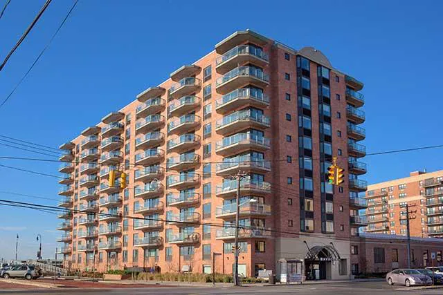 Strategic Realty Advisors Picture 1