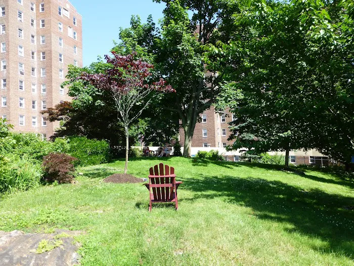 Knolls Cooperative Section 1 Picture 6