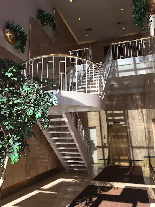 QUEENS CLUB REALTY LLC Picture 2