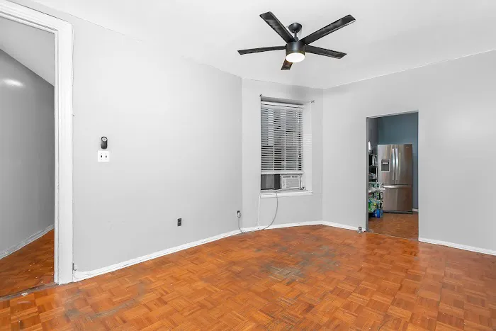 Evantz Saint-Gerard: Licensed Real Estate Salesperson Picture 3
