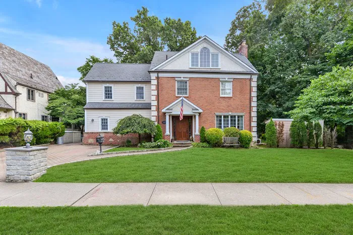 Anthony Testani at Keller Williams Realty Landmark Picture 3