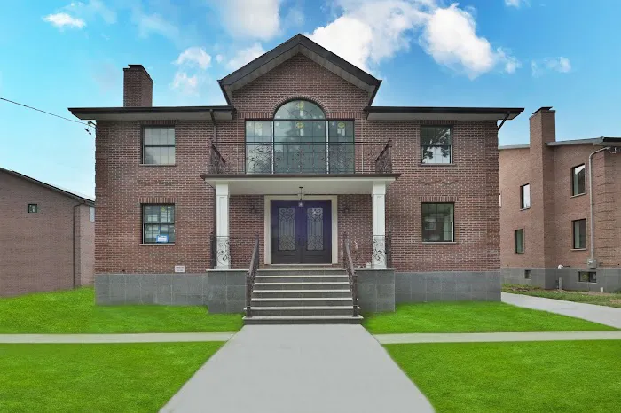 Safraz Baksh - Real Estate Broker, Queens NY Picture 6