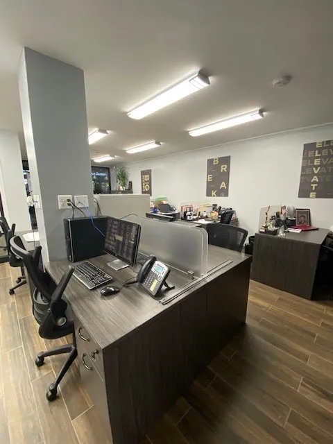 Century21 Metro-Star Picture 2