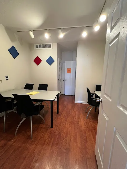 RE/MAX Team - Flushing Picture 2