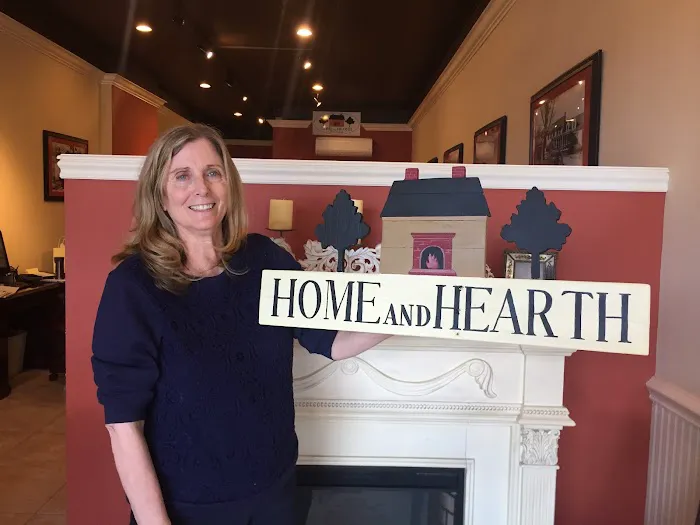 Home & Hearth Real Estate Picture 4