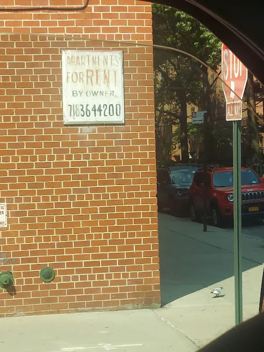 Dan Realty Picture 1