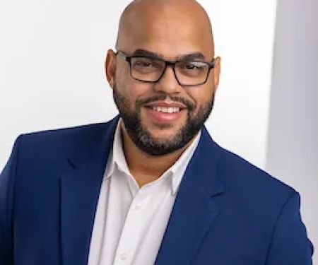Freddy Casado Licensed Real State Agent With Douglas Elliman