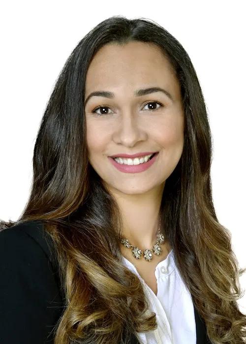 Douglas Elliman Real Estate Picture 4