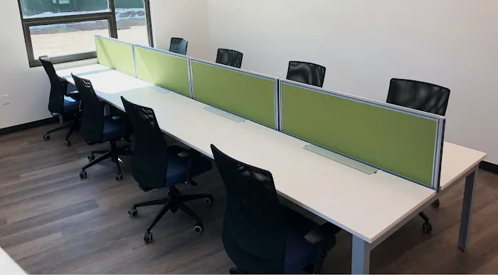Modern Coworking & Office Space LI Mineola Picture 1