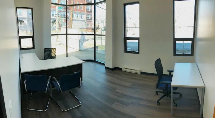 Modern Coworking & Office Space LI Mineola Picture 6