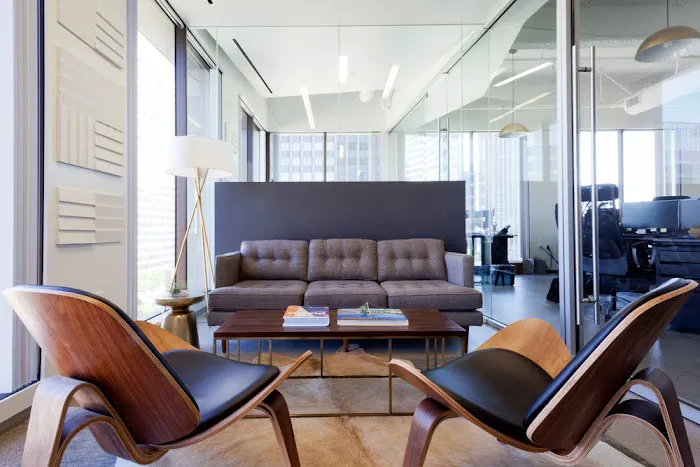 Modern Coworking & Office Space LI Mineola Picture 7
