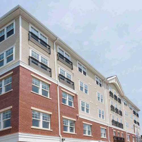 The Hudson House Picture 7