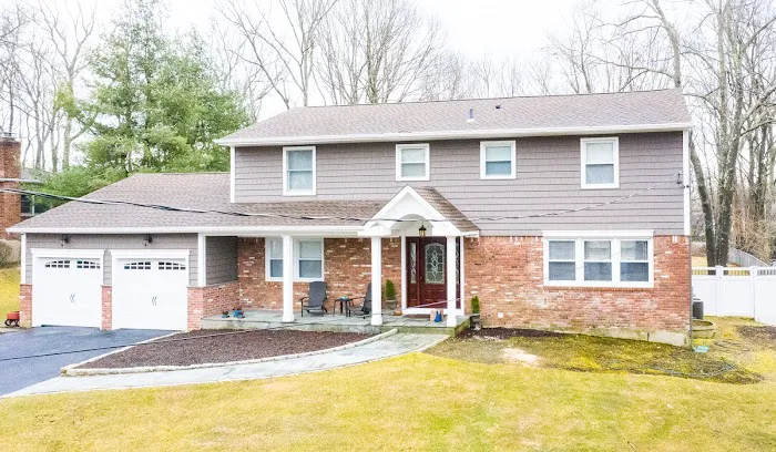 Goldilocks Real Estate Picture 8